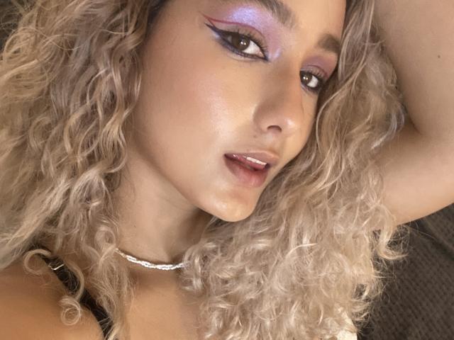 FloraSaenz - Live porn &amp; sex cam - 20415754