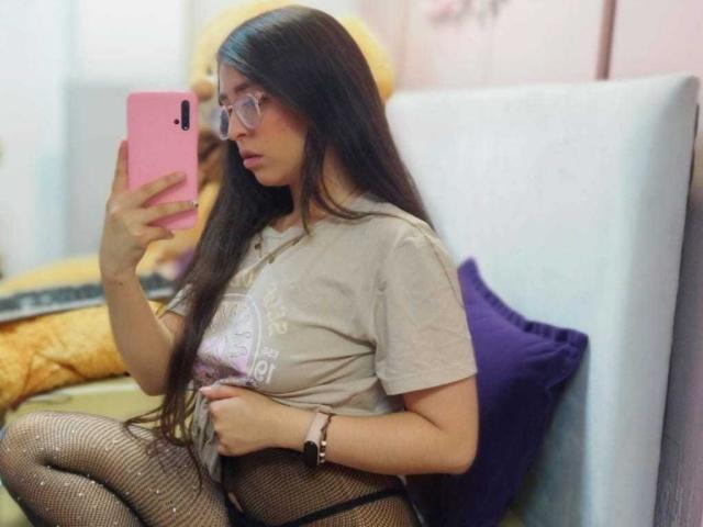 EvaMcAllister - פורנו בשידור חי ומצלמת סקס - 20416222