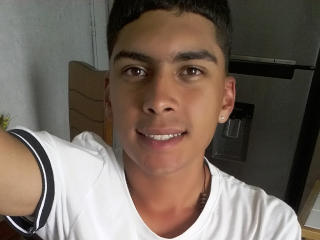 DarkAndCeleste - Live porn &amp; sex cam - 20416610