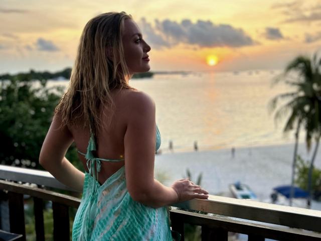 SummerWendy - Live porn &amp; sex cam - 20418250