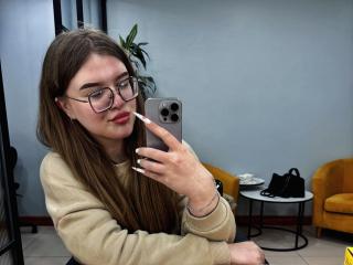 LorrieBritney - Live porn &amp; sex cam - 20423978