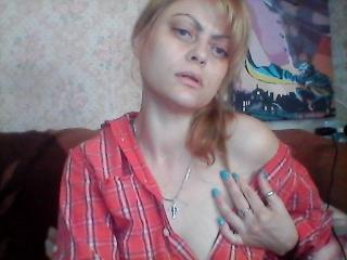 LindaRoutz - сексуальная веб-камера в реальном времени - 20425382