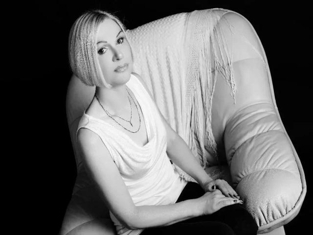 MatureSlut-hot - Live porn &amp; sex cam - 20427070