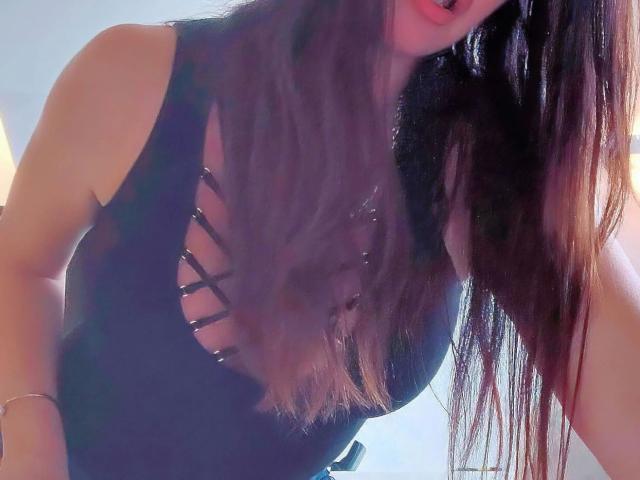 Hot-Strip-Girl - Sexe cam en vivo - 20427150