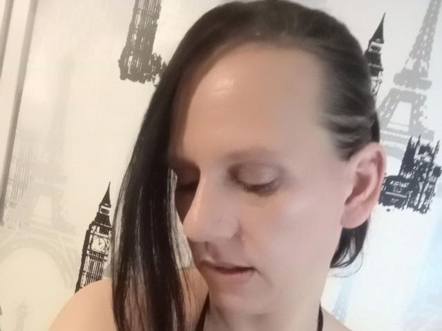 Sexyluder83-hot - Live sex cam - 20430586