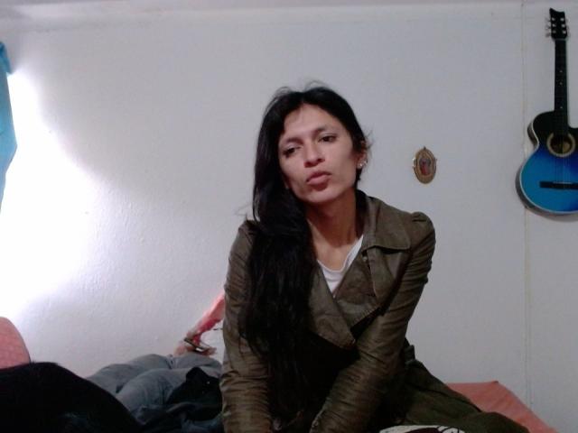 MelissaHott69 - Sexe cam en vivo - 20432634