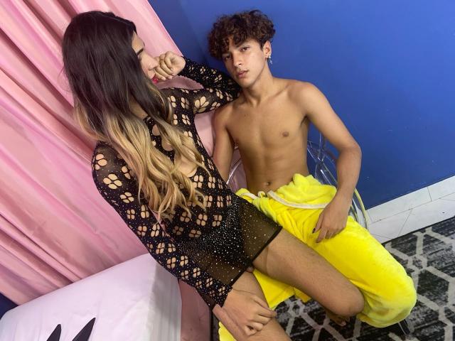 FlorenceAndMaiky - Live porn &amp; sex cam - 20433798