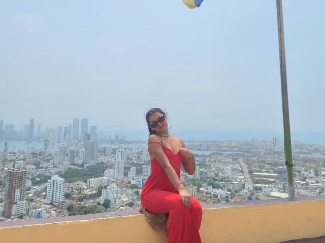 AlessiaFerry - Live porn &amp; sex cam - 20438938