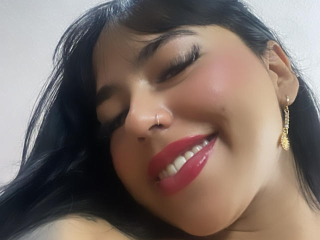 ThaliaCasstro - Live porn &amp; sex cam - 20442722