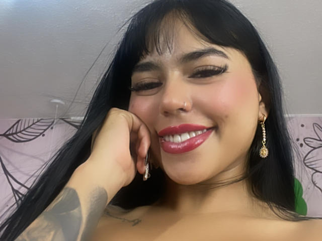ThaliaCasstro - Live porn &amp; sex cam - 20442750