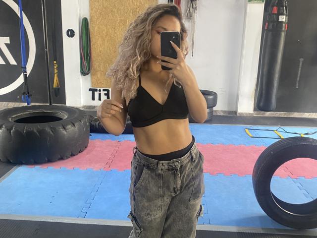 FloraSaenz - Live porno og sexkamera - 20443786