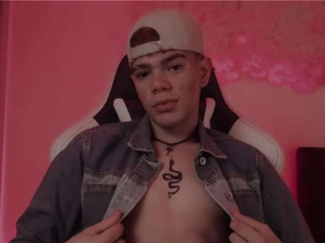 JulesMiller - Live porn &amp; sex cam - 20447470