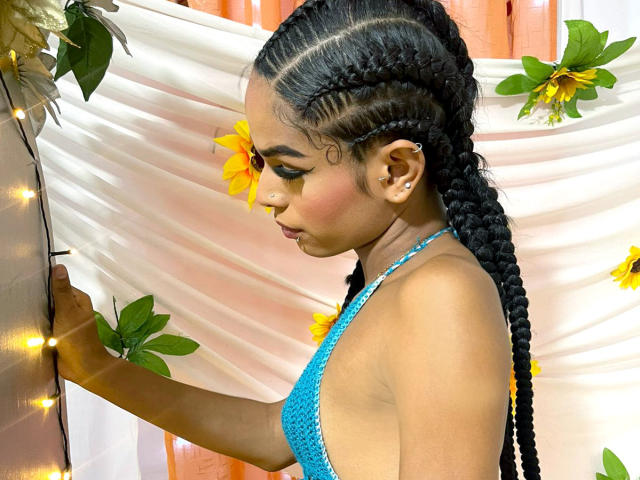 DaniellaAdams - сексуальная веб-камера в реальном времени - 20447958