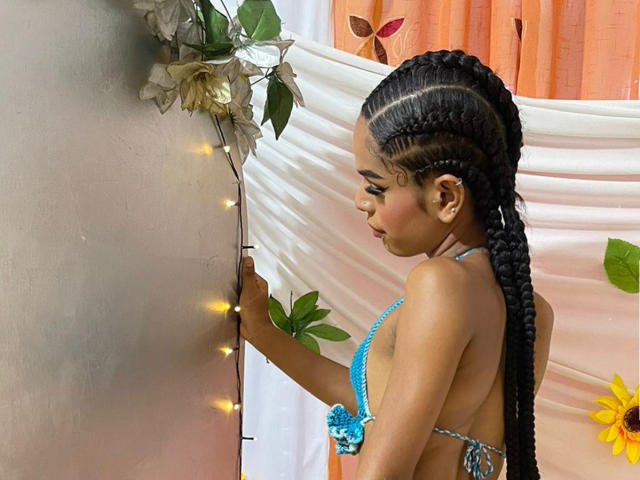 DaniellaAdams - Live porn &amp; sex cam - 20447962