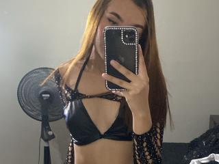 IsaWood - Live porn &amp; sex cam - 20451234