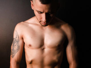 JorkGus - Camera khiêu dâm &amp; quyến rũ trực tiếp - 20453650