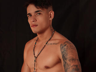 AlessandroHot69 - Live porn &amp; sex cam - 20455290