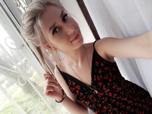 JuliaAnnaSimba - Sexe cam en vivo - 20457274