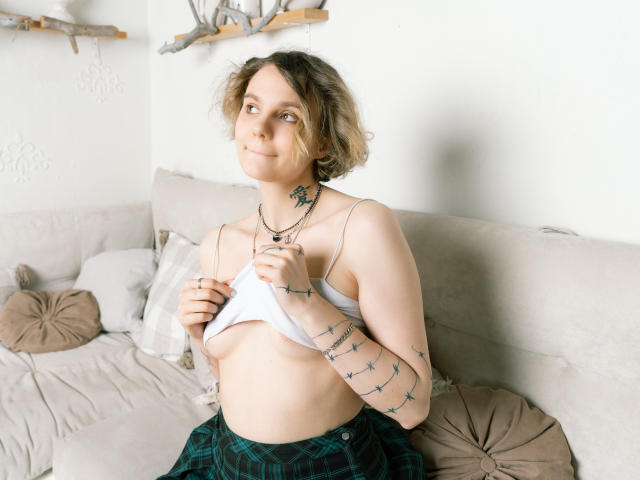 MollyCloud - Live porn &amp; sex cam - 20458962