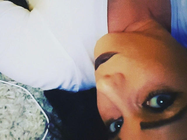 Miriam83-hot - сексуальная веб-камера в реальном времени - 20467814