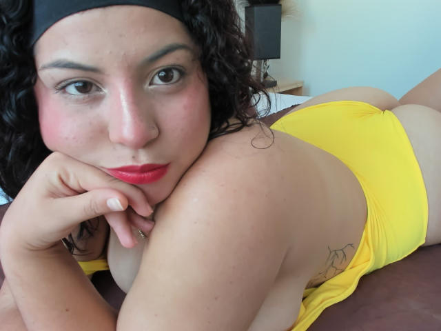 RosseDijon - Live porn &amp; sex cam - 20468618