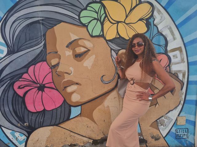 Schoko-Bebe - Live porn &amp; sex cam - 20480270