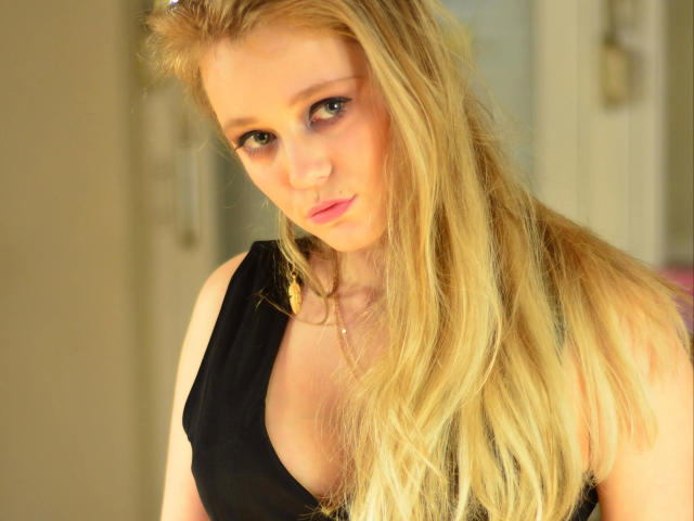 LeniFuchs-hot - Live porn &amp; sex cam - 20488434