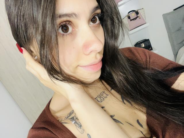 ChanelDeRosee - Live porn &amp; sex cam - 20492770