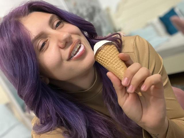 AmyGlam - сексуальная веб-камера в реальном времени - 20493510