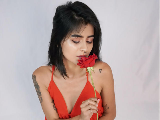 MichelleBenett - Live sex cam - 20498318