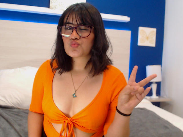 EvelynGarcia - Sexe cam en vivo - 20499694