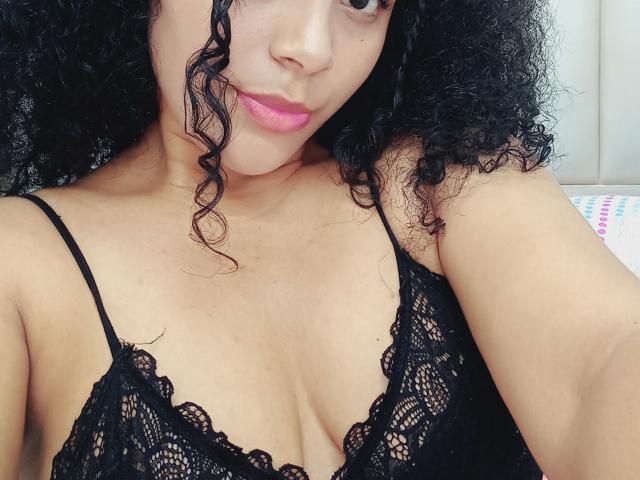 JackelineRoset - Porno na żywo i seks kamera - 20500310