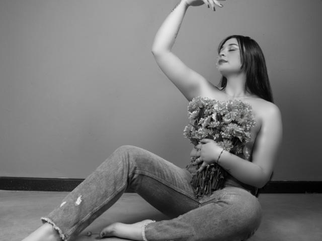 KylieFire - сексуальная веб-камера в реальном времени - 20501974