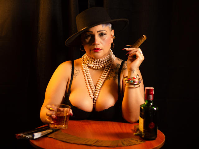 GianellaCox - Sexe cam en vivo - 20502682