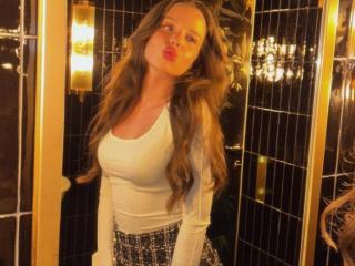 MonicaBrian - Sexe cam en vivo - 20503222