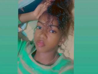 Armellah - сексуальная веб-камера в реальном времени - 20514922