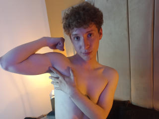 TylorBran - Live porn &amp; sex cam - 20517382