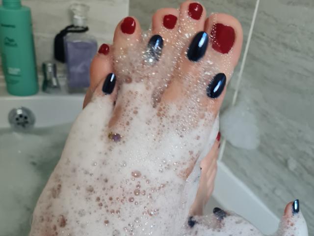 Ghisella - Live porn &amp; sex cam - 20518422