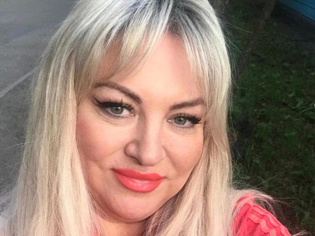 SquirtPam-hot - Live porn &amp; sex cam - 20518486