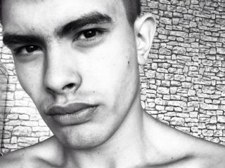 FortuneGary - Sexe cam en vivo - 20525730