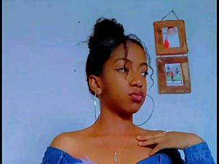 Armellah - сексуальная веб-камера в реальном времени - 20525862