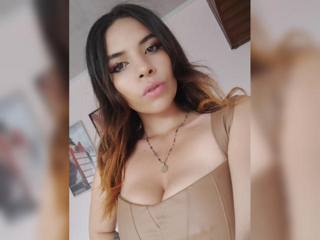 VioletaStone - Sexe cam en vivo - 20533410