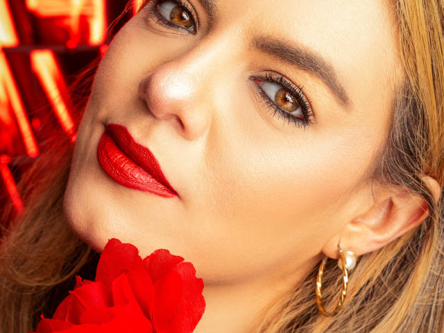 AvaMia - сексуальная веб-камера в реальном времени - 20537078