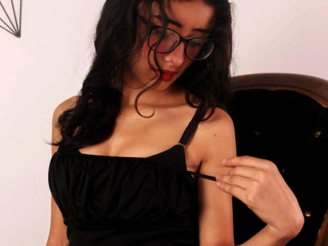 KendallColins - Live porn &amp; sex cam - 20537426