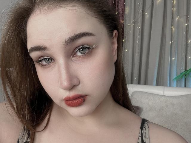 AlexHoliday - Live Sex Cam - 20537906