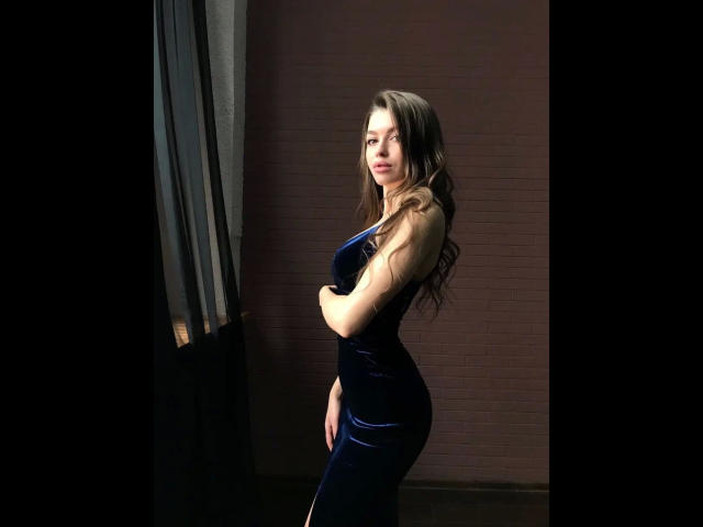 QueenofVersace-hot - Live porn &amp; sex cam - 20538978