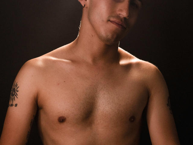 JackSonroy - сексуальная веб-камера в реальном времени - 20539342