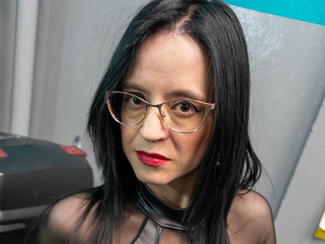 AlanaMoneth - Live Sex Cam - 20547122
