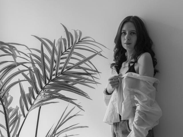 MilanaOsborn - Live porn &amp; sex cam - 20552014