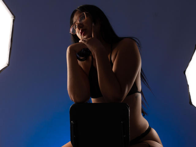 EmiilyWalker - Camera khiêu dâm &amp; quyến rũ trực tiếp - 20554774
